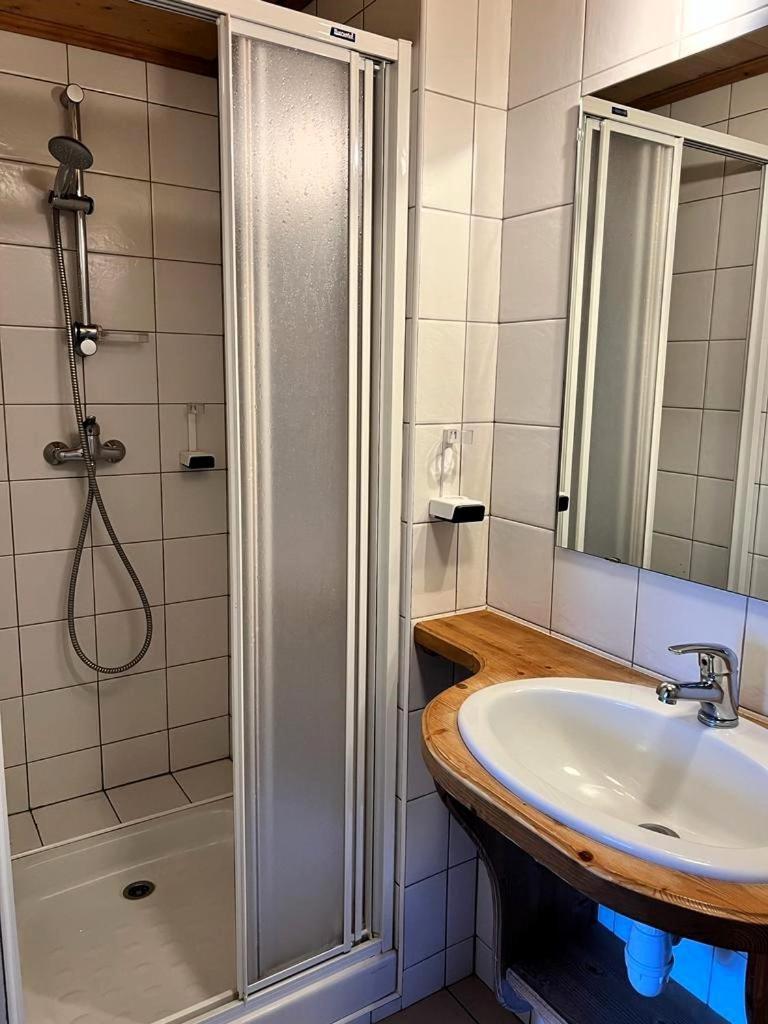 Hotel Fleur Des Neiges Morzine Habitación foto